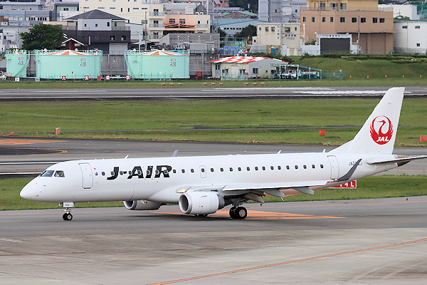 J-AIR E190（JA254J)