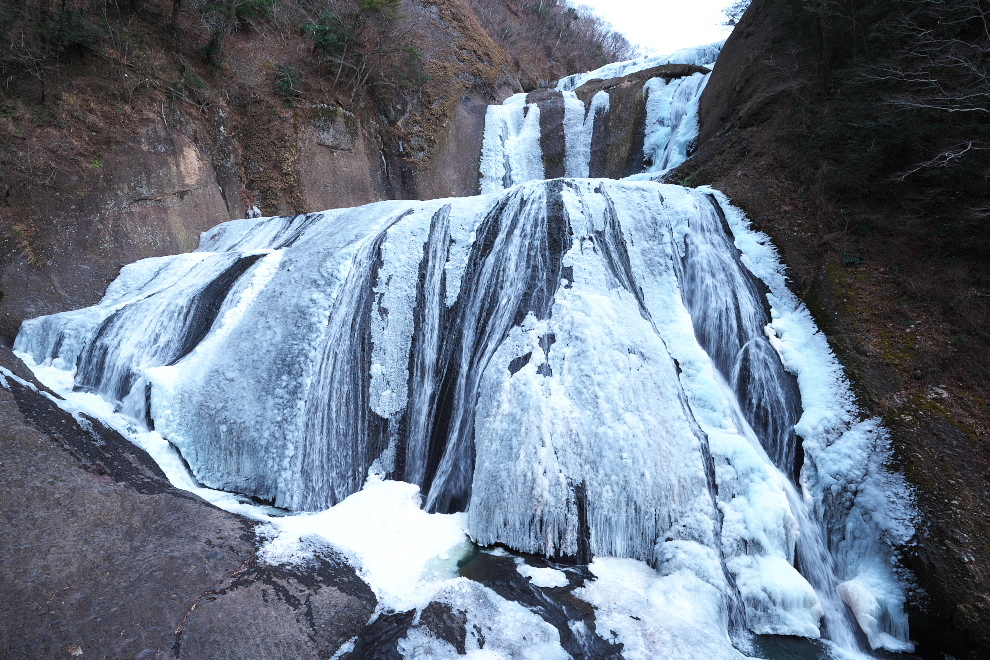 凍った袋田の滝1